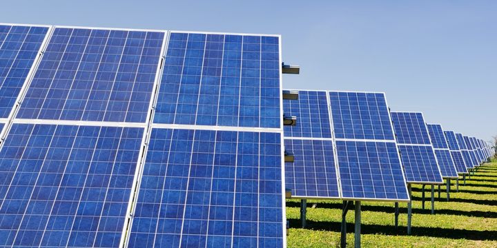 Solaranlagen als nachhaltige Energiequelle.